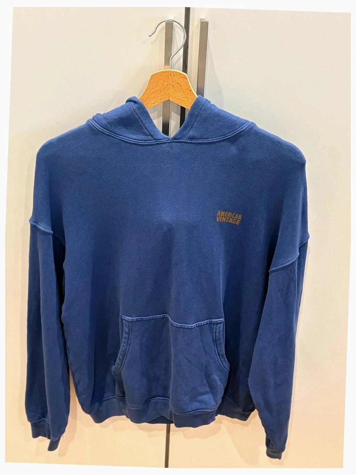 Sweat à capuche American Vintage bleu, taille S.